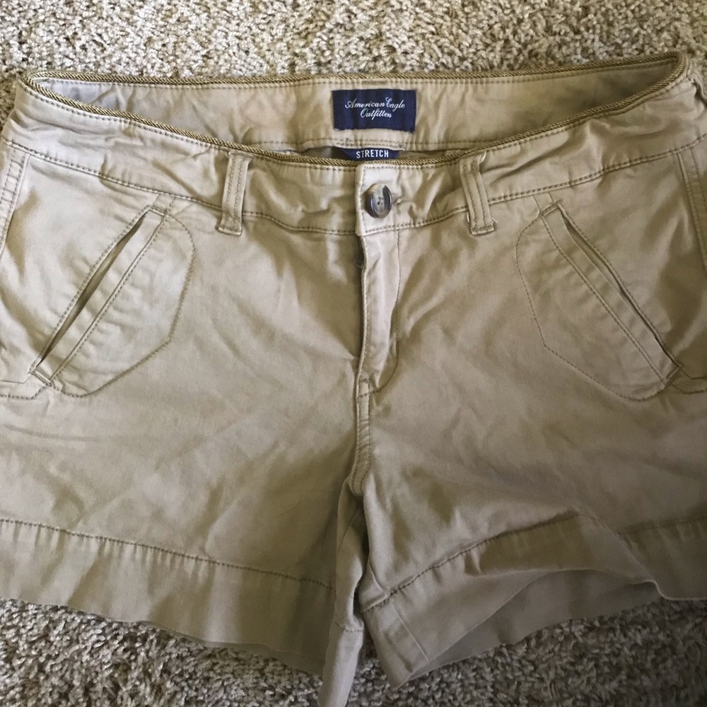 American Eagle stretch women’s shorts